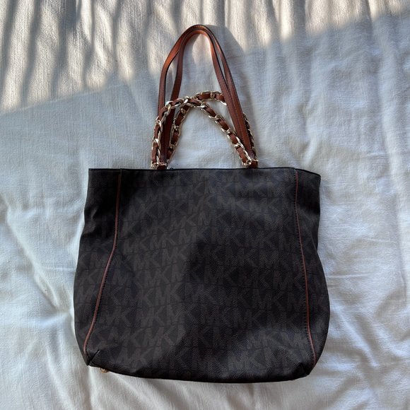 Michael Michael Kors Harper Large North/South Tote Bag - Picture 4 of 9